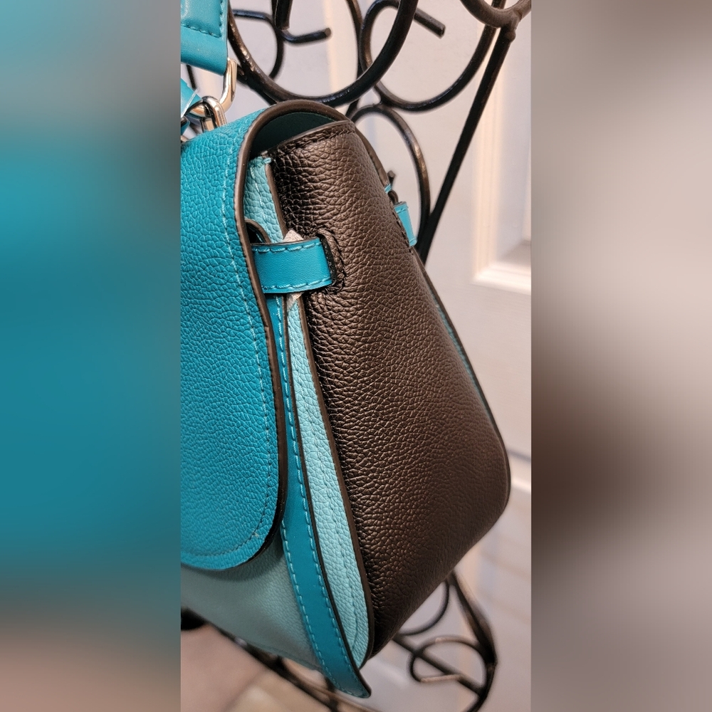 Michael Kors Large Satchel Turquoise Aqua Black Colorblock - BNWT 💙 - Picture 7 of 7